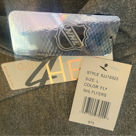 Absolutely adorable Philadelphia Flyers sequin sweatshirt. - Picture 4 of 4